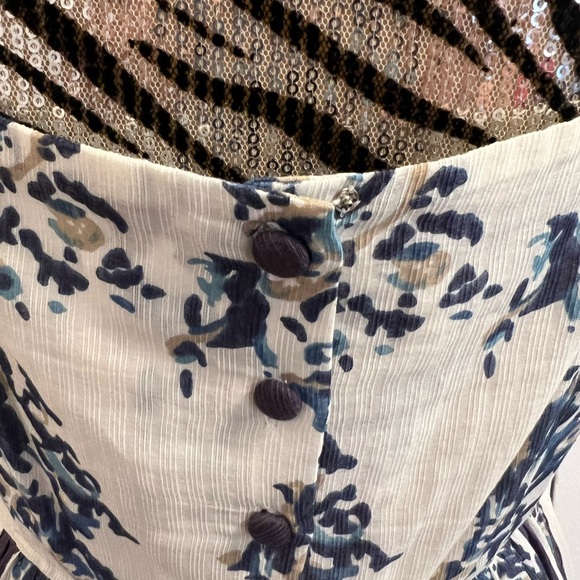 Blue and Cream Floral Midi Dress - Picture 10 of 12